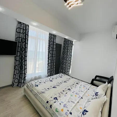 Apartament White Alezzi Apartament